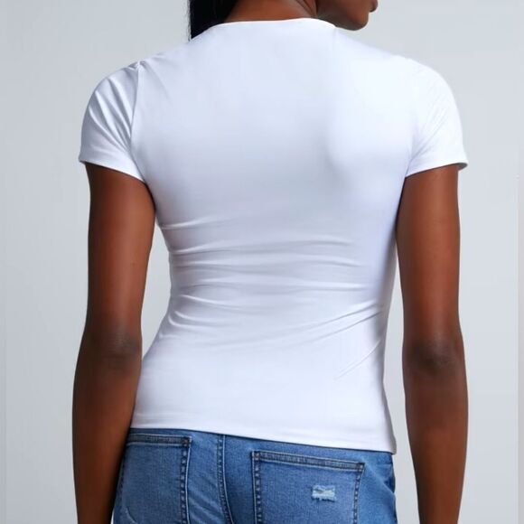 New York & Company Women's White Crewneck Pullover Short Sleeve Top - Picture 3 of 14